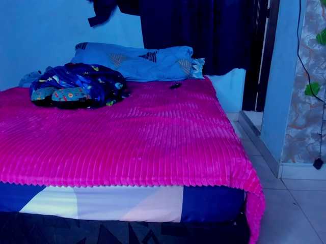 AngelaCoffe live cam on BongaCams