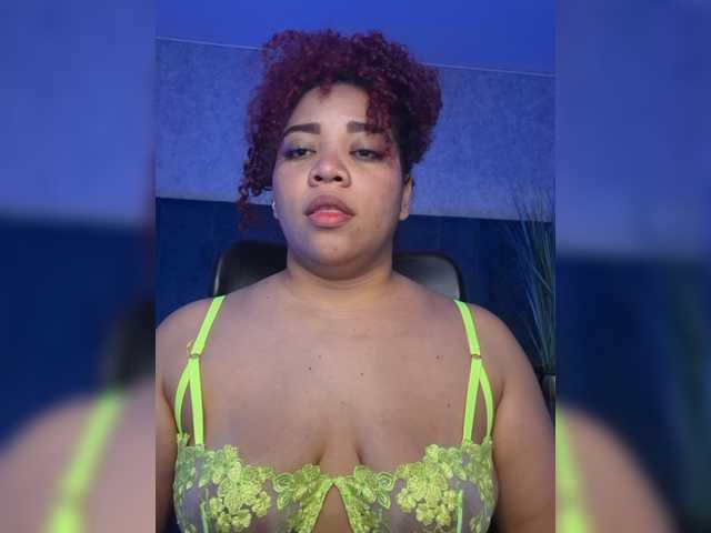 AngelaCoffe live cam on BongaCams