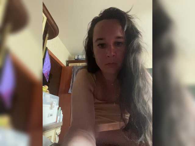 SaliiOnli live cam on BongaCams