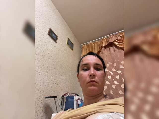 SaliiOnli live cam on BongaCams