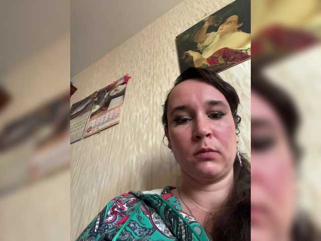 SaliiOnli live cam preview