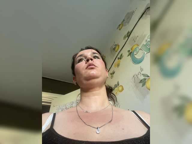 SaliiOnli live cam on BongaCams