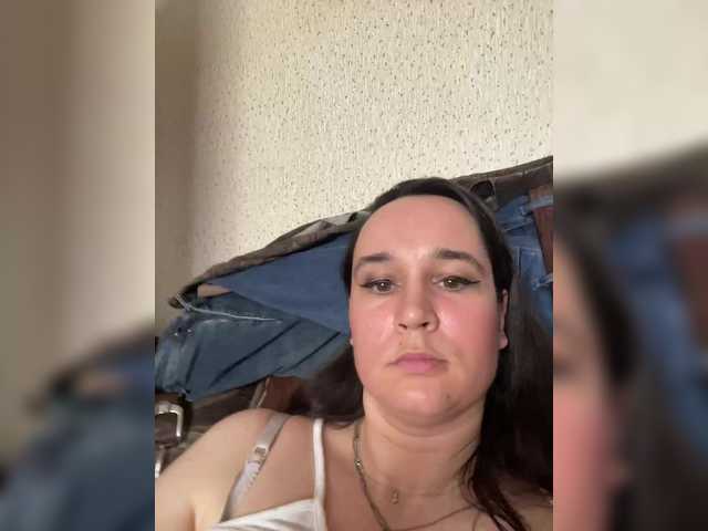 SaliiOnli's BongaCams show and profile