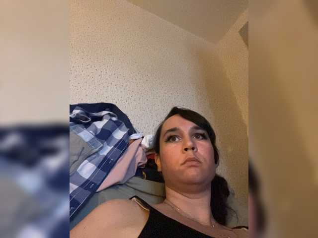 SaliiOnli live cam on BongaCams