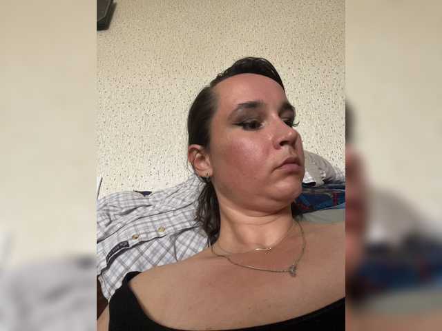 SaliiOnli live cam on BongaCams