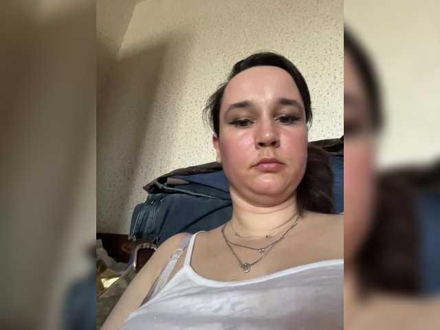 SaliiOnli's BongaCams show and profile