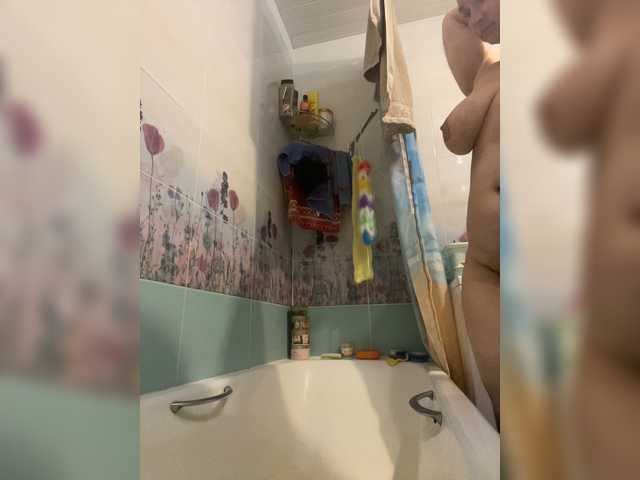 SaliiOnli live webcam show