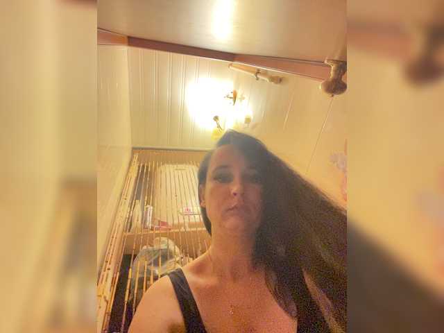 SaliiOnli live cam on BongaCams
