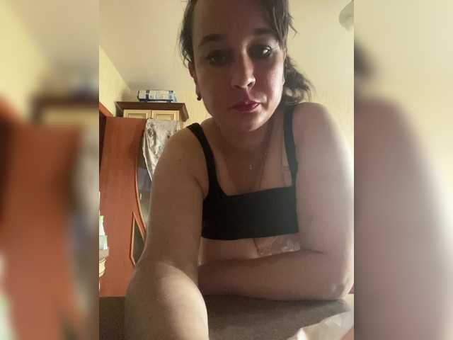 SaliiOnli live cam on BongaCams