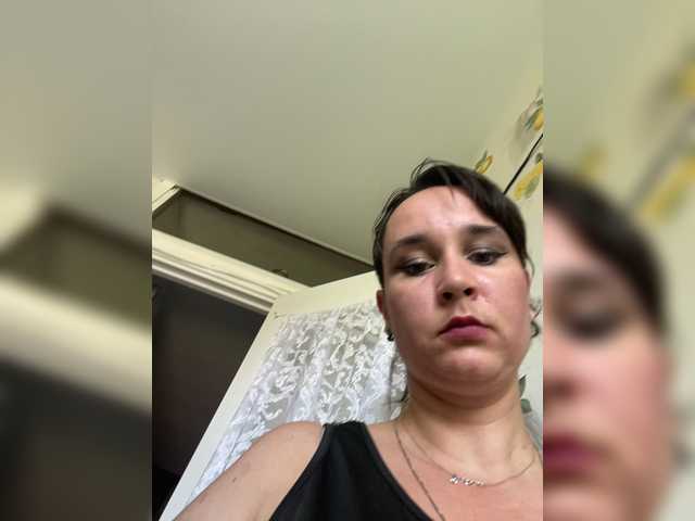 SaliiOnli live cam on BongaCams