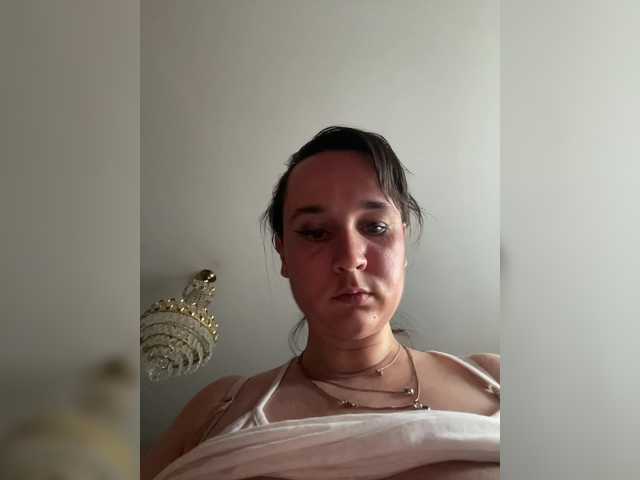 SaliiOnli's BongaCams show and profile