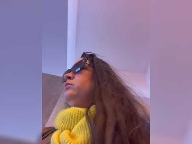 SaliiOnli's BongaCams show and profile