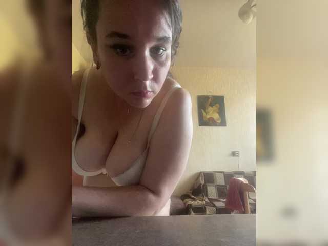 SaliiOnli live cam on BongaCams