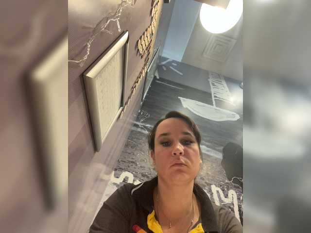 SaliiOnli live cam on BongaCams