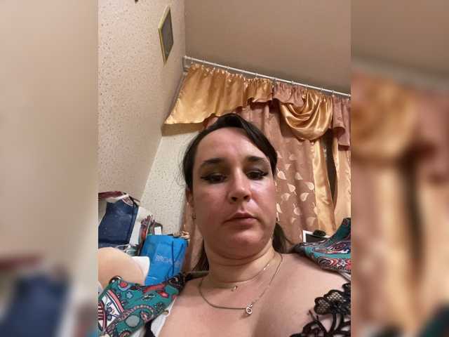 SaliiOnli live cam on BongaCams