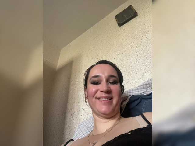 SaliiOnli live cam on BongaCams