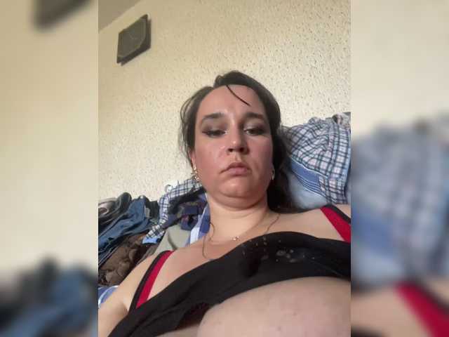 SaliiOnli live cam on BongaCams