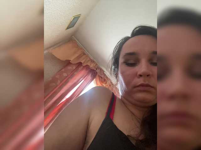 SaliiOnli live cam on BongaCams