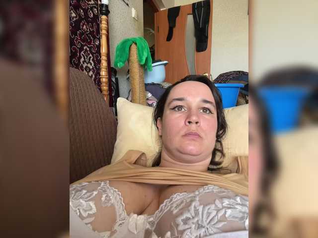 SaliiOnli's BongaCams show and profile