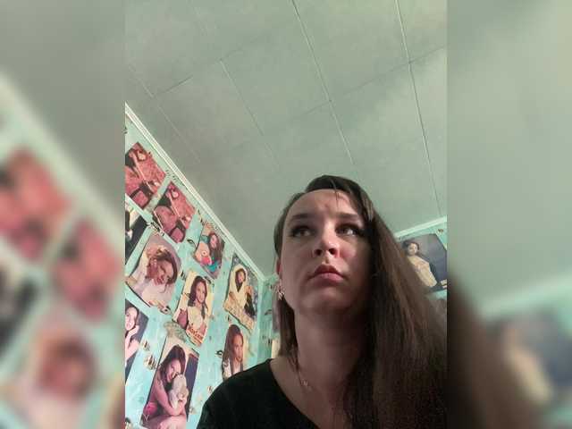 SaliiOnli live cam on BongaCams