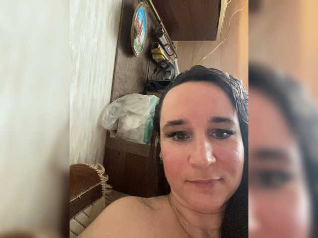 SaliiOnli live cam on BongaCams