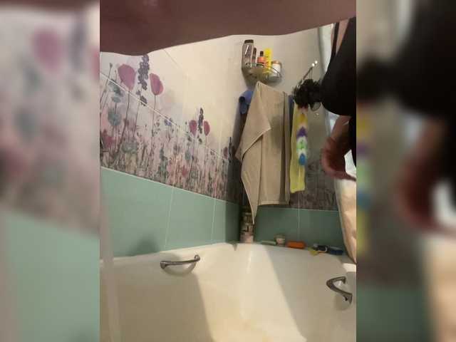 SaliiOnli live webcam show