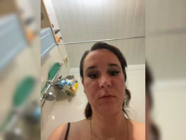 SaliiOnli live cam on BongaCams