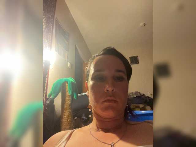 SaliiOnli live cam on BongaCams