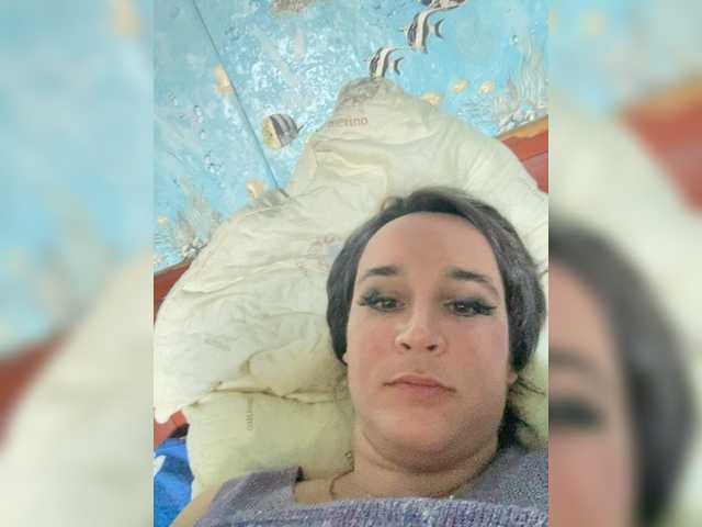 SaliiOnli live on BongaCams