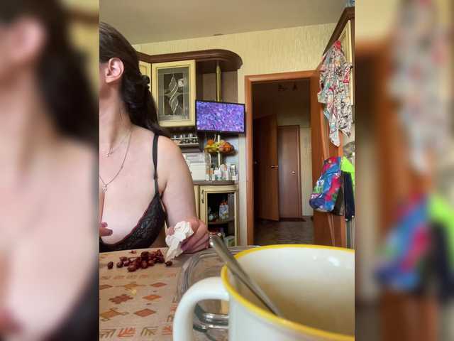 SaliiOnli live webcam show