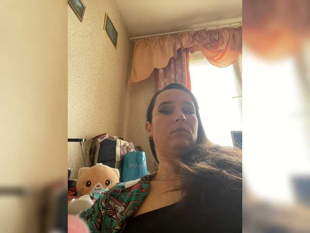 SaliiOnli live cam on BongaCams