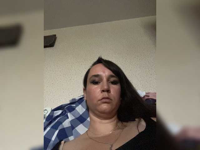 SaliiOnli live cam on BongaCams