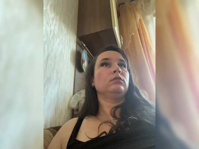 SaliiOnli live cam on BongaCams