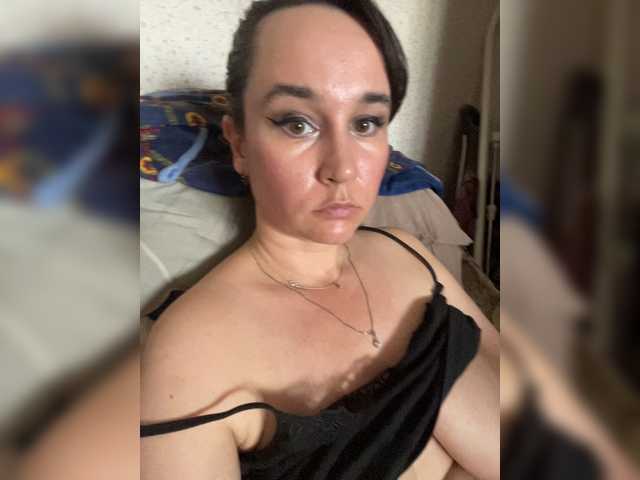 SaliiOnli live cam on BongaCams