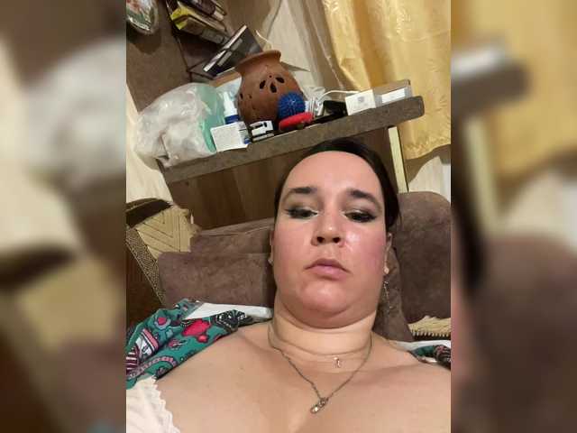 SaliiOnli live cam on BongaCams