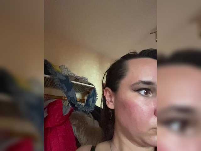 SaliiOnli live webcam show