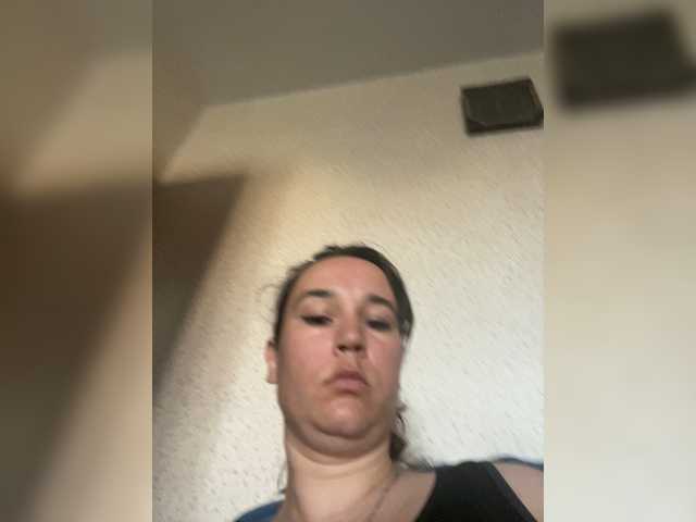 SaliiOnli live cam on BongaCams