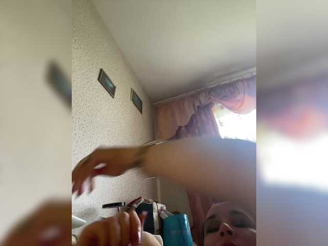 SaliiOnli live webcam show