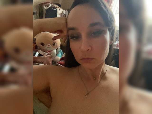 SaliiOnli live cam on BongaCams