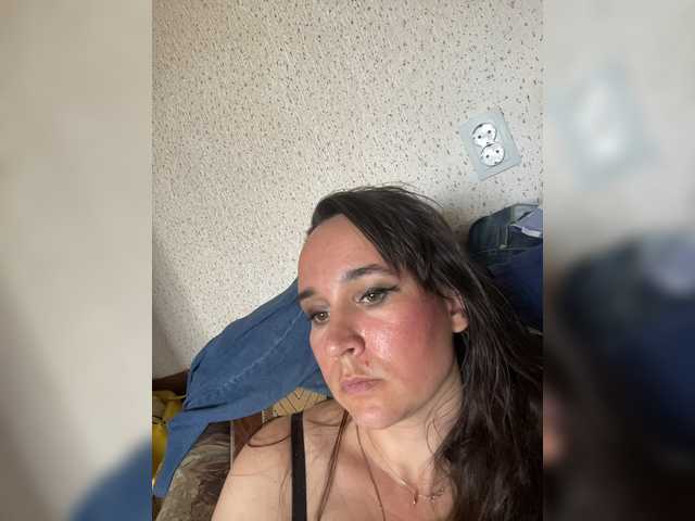 SaliiOnli live webcam show