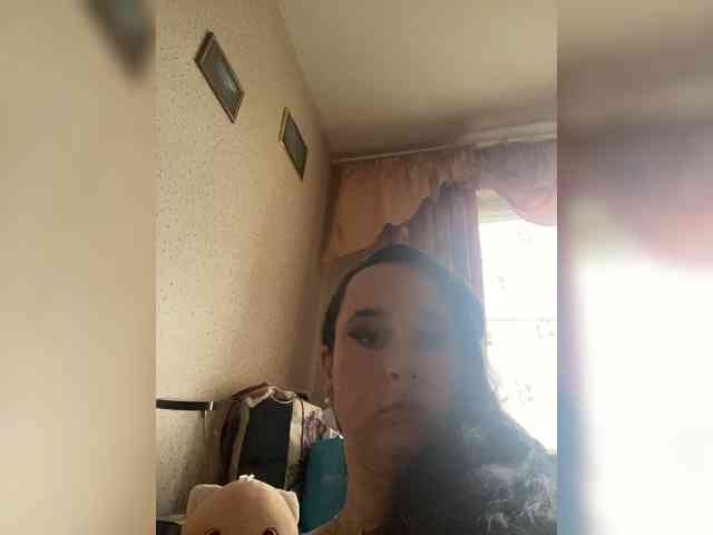 SaliiOnli webcam