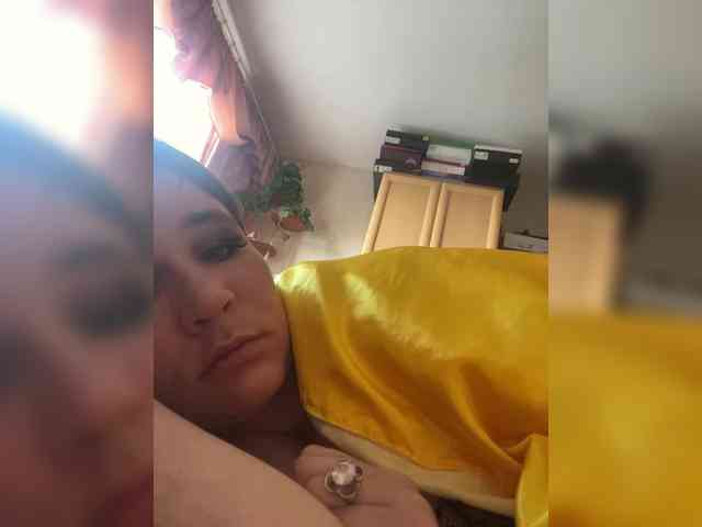 SaliiOnli webcam