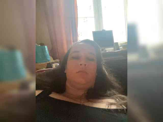 SaliiOnli webcam