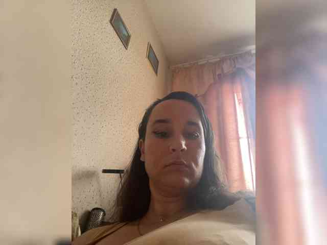 SaliiOnli webcam