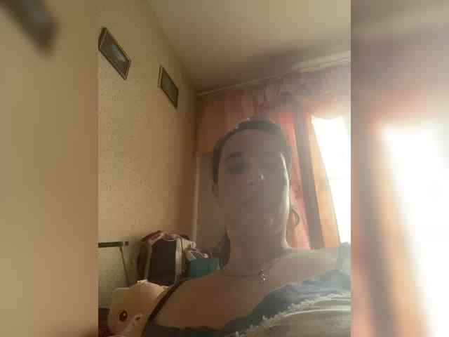 SaliiOnli webcam