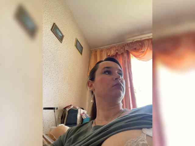 SaliiOnli webcam