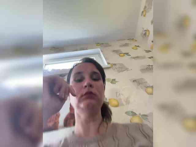 SaliiOnli webcam