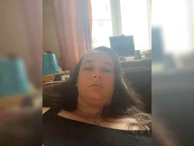 SaliiOnli webcam