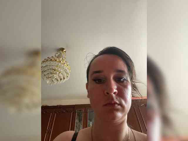 SaliiOnli webcam