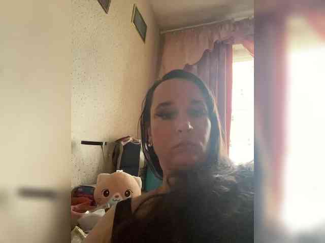SaliiOnli webcam